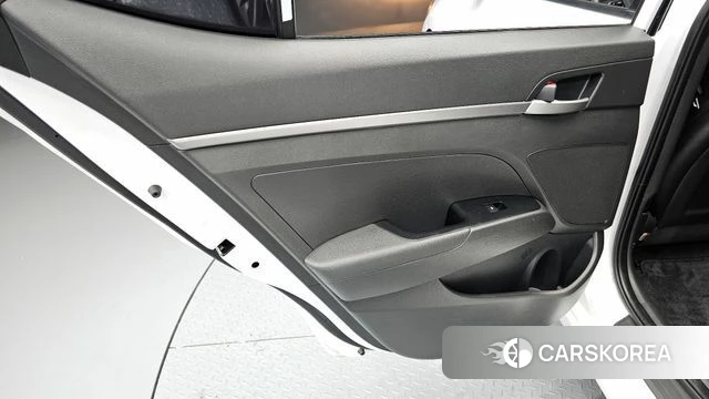 Hyundai Avante AD id 4411418 из Кореи 17
