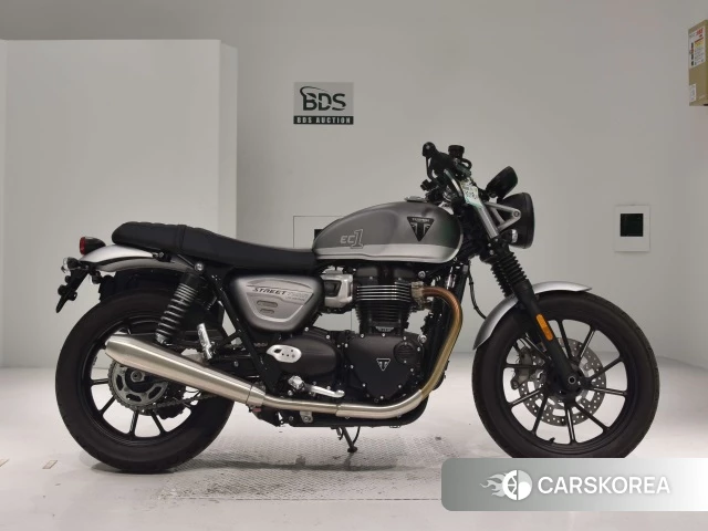 Проданный Triumph STREET TWIN 2022 из Японии