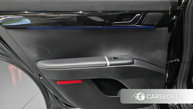 Hyundai Grandeur (GN7) id 4579740 из Кореи 17