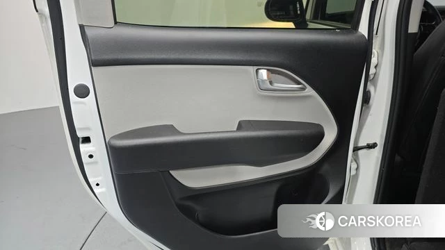Kia The New Kia Ray id 4916892 из Кореи 17
