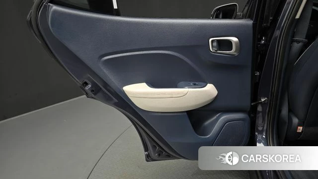 Hyundai Venue id 4389313 из Кореи 17