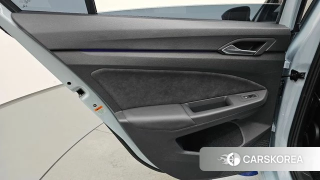 Volkswagen Golf 8th Generation id 4571203 из Кореи 17