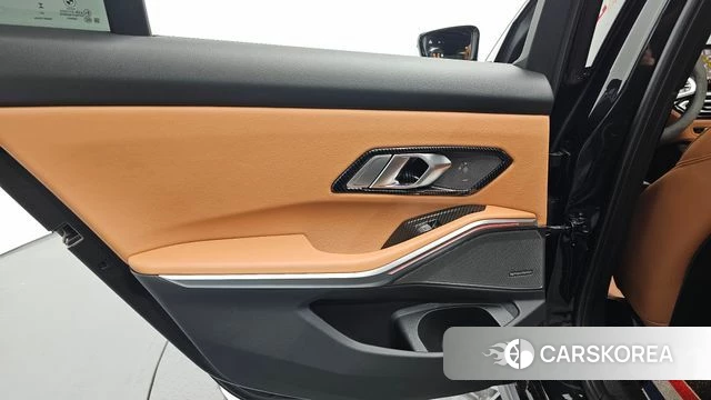BMW 3 Series (G20) id 4266419 из Кореи 17