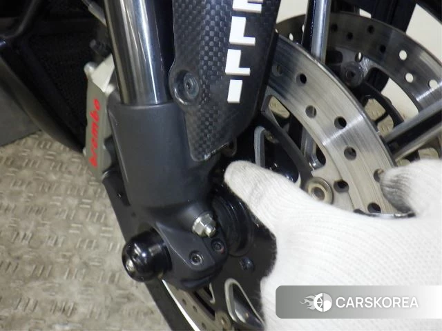 Ducati DIAVEL CARBON id 4229278 из Японии 17