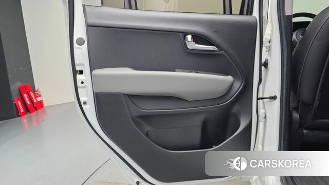 Kia The New Kia Ray EV id 4623396 из Кореи 17