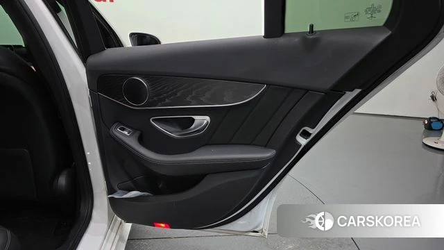 Mercedes-Benz C-Class W205 id 4543238 из Кореи 17