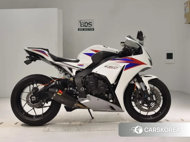 Проданный Honda CBR1000RR 2012 из Японии