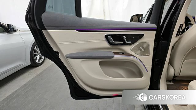 Mercedes-Benz EQS SUV X296 id 4201577 из Кореи 17