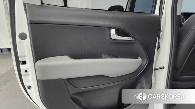 Kia The New Kia Ray EV id 4480590 из Кореи 17