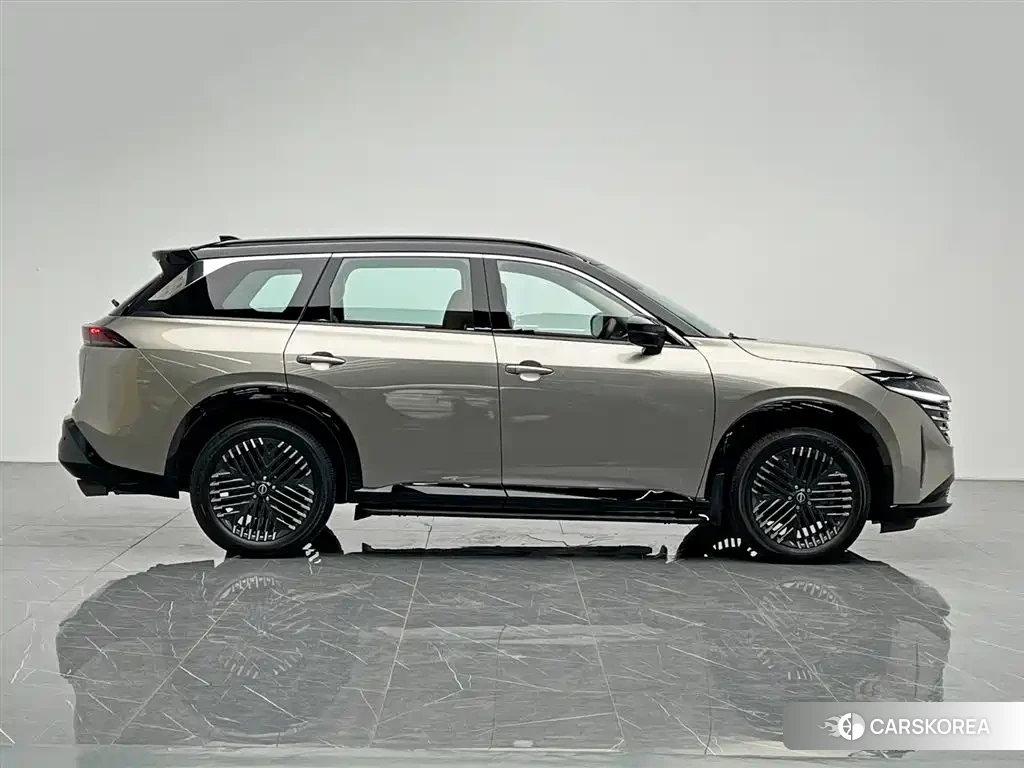 Nissan Pathfinder id 4545993 из Китая 17