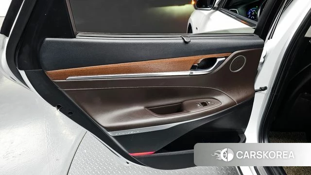 Hyundai Grandeur IG Hybrid id 4397535 из Кореи 17