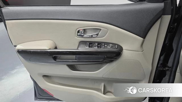 Kia The New Carnival id 4595690 из Кореи 17