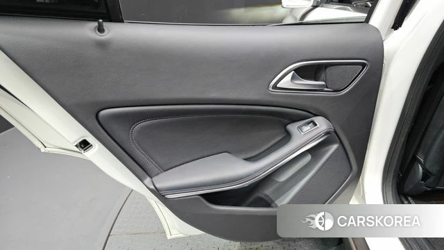 Mercedes-Benz GLA-Class X156 id 4188183 из Кореи 17