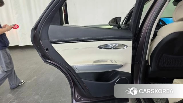 Genesis GV70 id 4330606 из Кореи 17