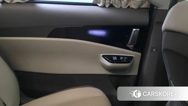 Kia Carnival 4th generation id 4230562 из Кореи 17