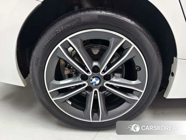 BMW 1 series id 4336289 из Китая 17