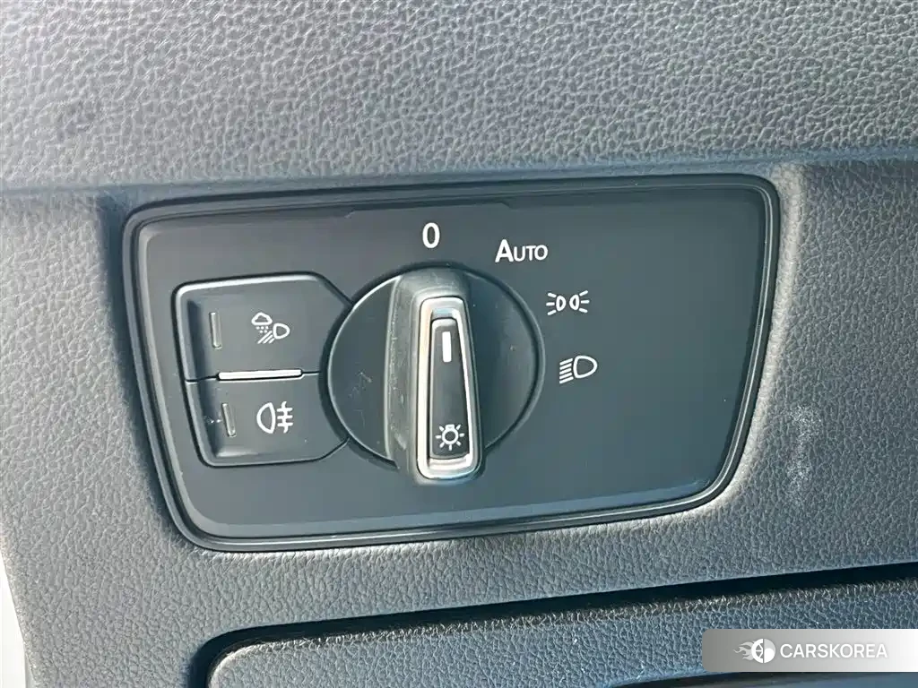 Volkswagen FAW-Volkswagen CC id 4515392 из Китая 17
