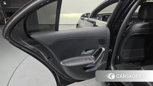 Mercedes-Benz A-Class W177 id 4642069 из Кореи 17