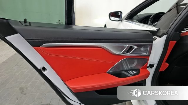 BMW 8 Series (G15) id 4370632 из Кореи 17