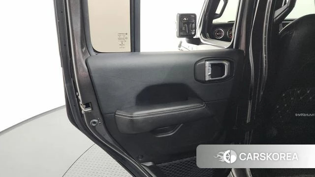 Jeep Wrangler (JL) id 4637756 из Кореи 17