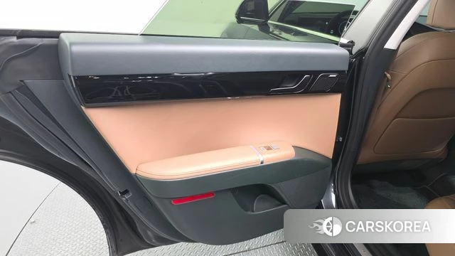 Hyundai Grandeur Hybrid (GN7) id 4516723 из Кореи 17