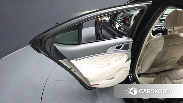 Genesis G70 id 4251385 из Кореи 17