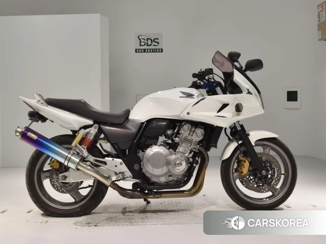 Проданный Honda CB400SF BOLDOR 2010 из Японии