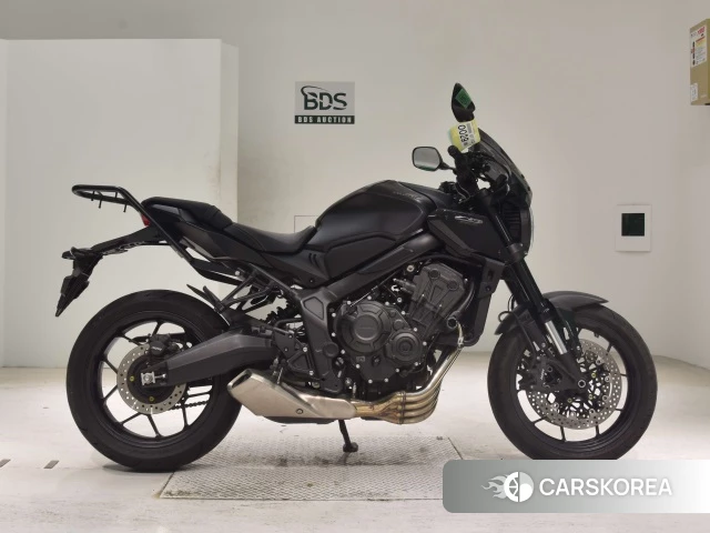 Проданный Honda CB650R 2023 из Японии