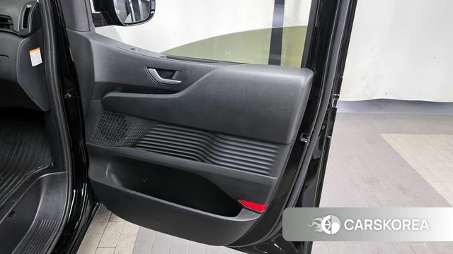 Hyundai Staria id 4194053 из Кореи 17