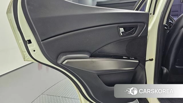 Ssangyong Tivoli Air id 4732598 из Кореи 17