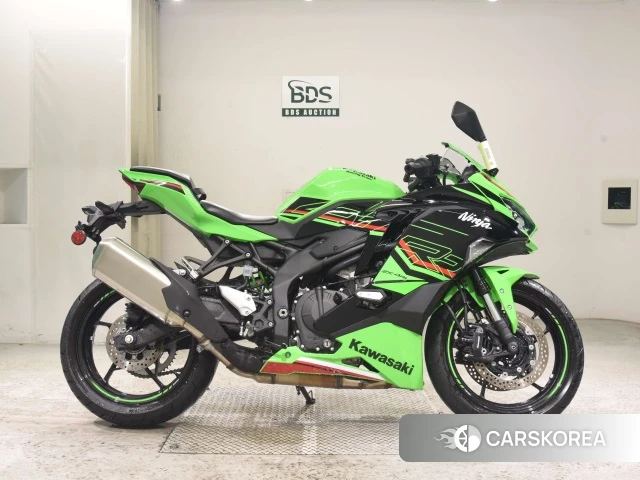 Проданный Kawasaki ZX-4RR 2023 из Японии