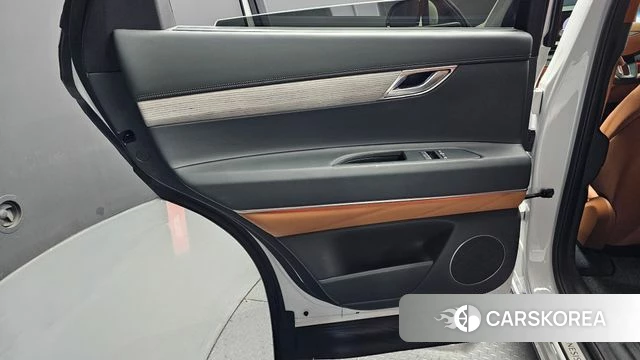 Genesis GV80 id 4904767 из Кореи 17