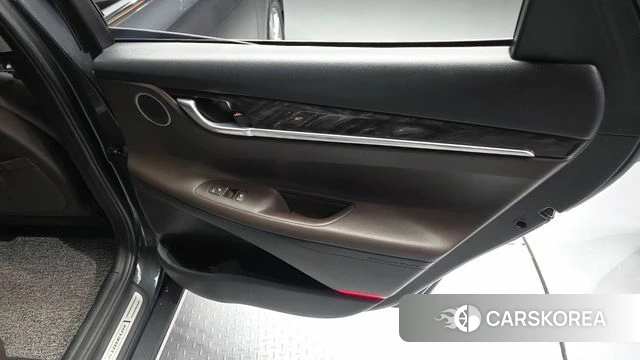 Hyundai Grandeur IG id 4430507 из Кореи 17