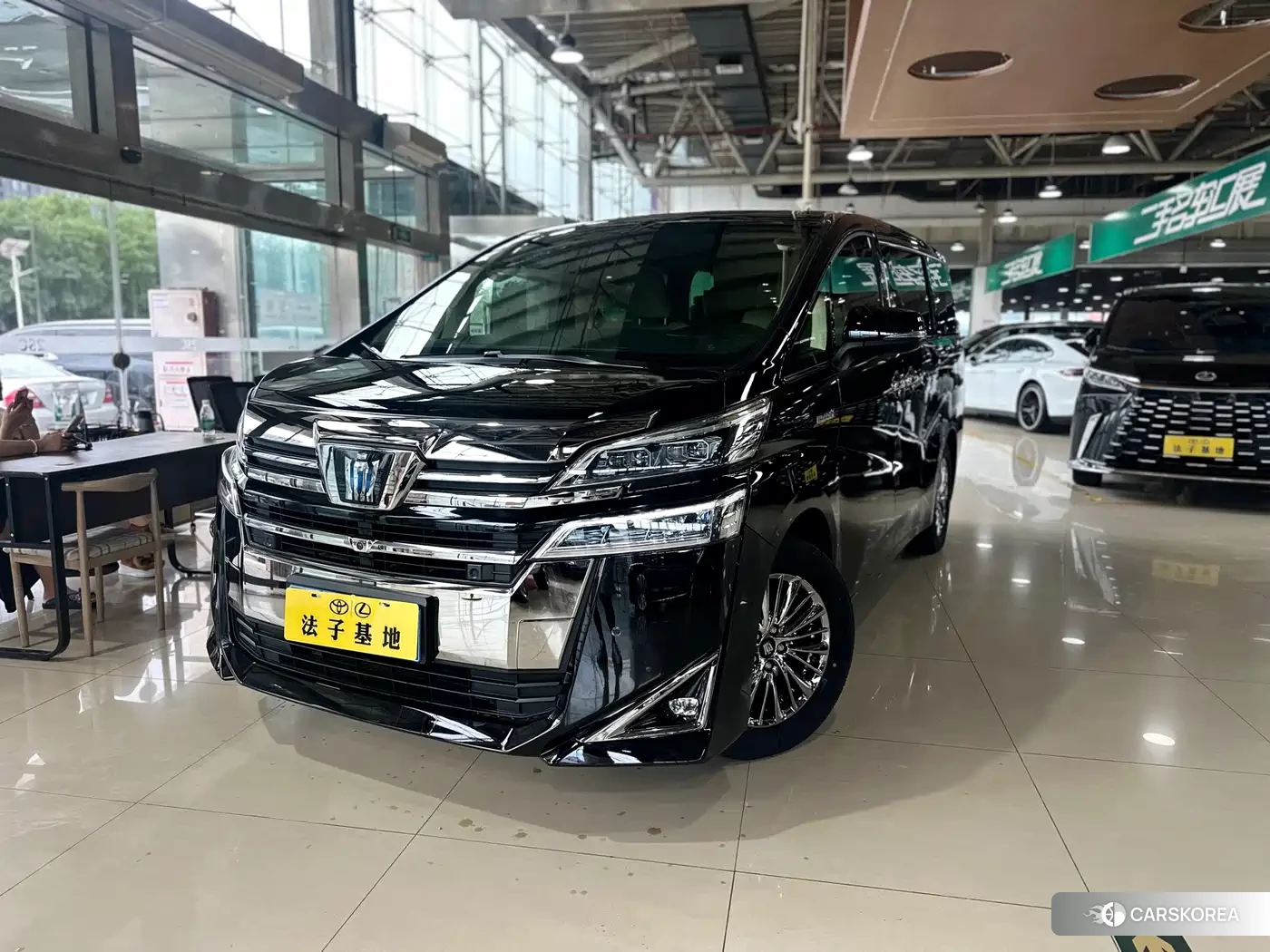 Toyota Vellfire id 4583753 из Китая 17