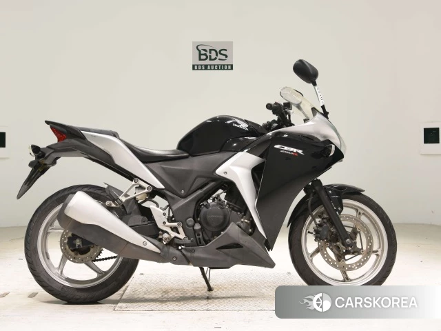 Проданный Honda CBR250R 2011 из Японии, фото 2