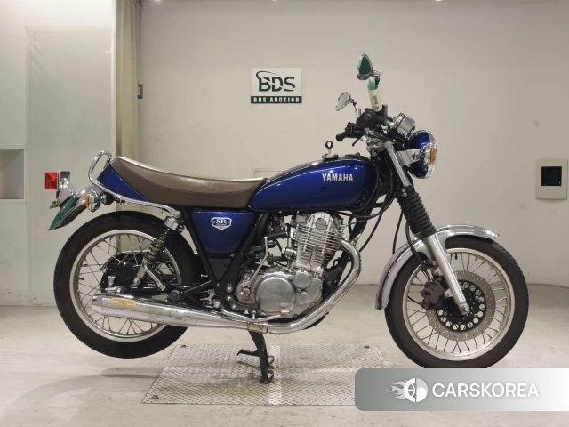 Проданный Yamaha SR400 2021 из Японии