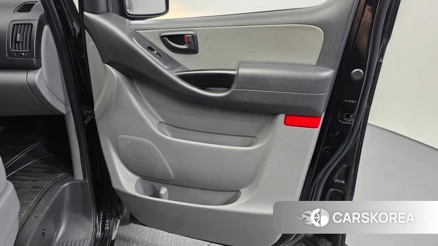 Hyundai The New Grand Starex id 4637506 из Кореи 17