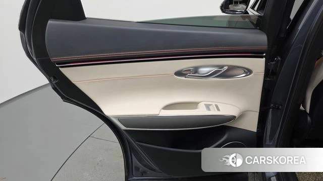 Genesis GV70 id 4767463 из Кореи 17