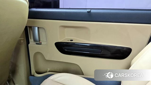 Kia The New Carnival id 4384659 из Кореи 17