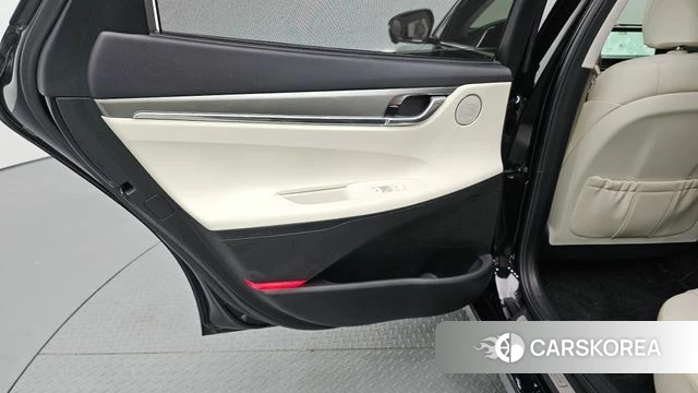 Hyundai The New Grandeur IG Hybrid id 4618560 из Кореи 17
