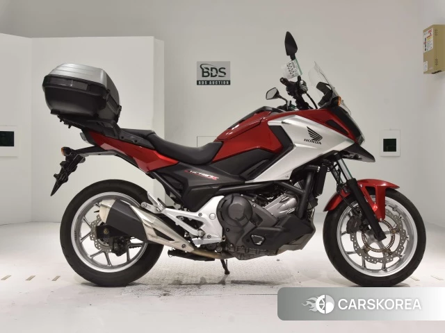 Проданный Honda NC750X DCT 2017 из Японии