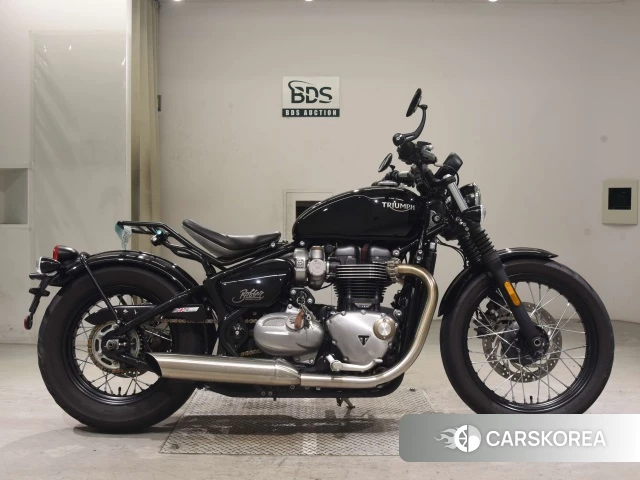 Проданный Triumph BONNEVILLE BOBBER 2018 из Японии