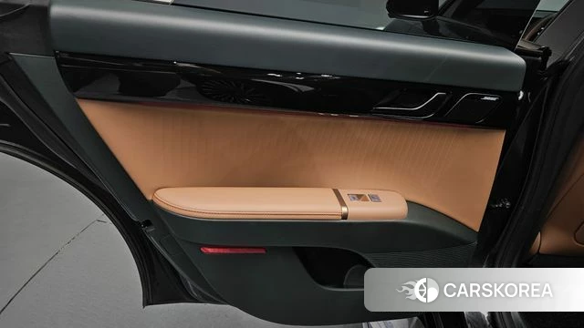 Hyundai Grandeur Hybrid (GN7) id 4469165 из Кореи 17