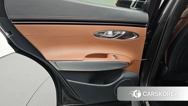 Genesis GV70 id 4283316 из Кореи 17