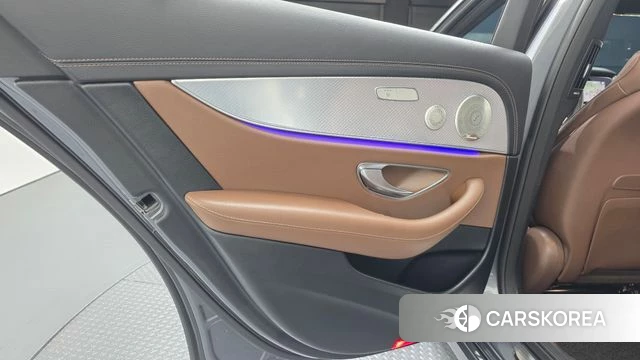 Mercedes-Benz E-Class W213 id 4764154 из Кореи 17