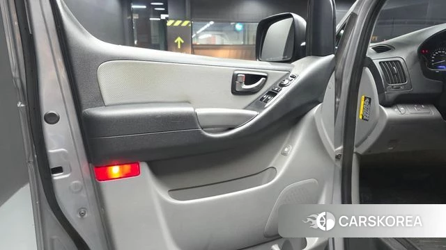 Hyundai The New Grand Starex id 4697972 из Кореи 17