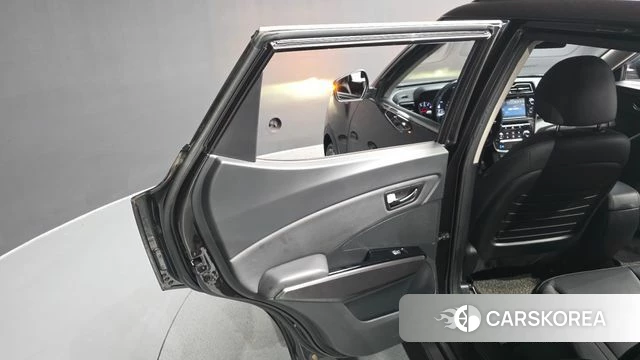 Ssangyong Berry New Tivoli id 4683959 из Кореи 17