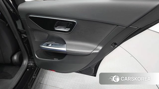 Mercedes-Benz C-Class W206 id 4292296 из Кореи 17