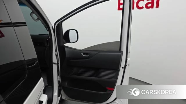 Hyundai Staria id 4847702 из Кореи 17