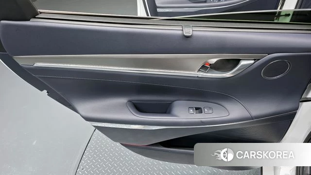 Hyundai The New Grandeur IG Hybrid id 4187452 из Кореи 17